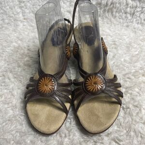 Dunes leather Brown straps sling back wedge sandals size 9.5